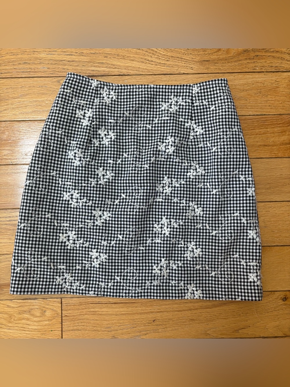 Vintage A. Byer Black and White Gingham Midi Skirt with Floral Embroidery
